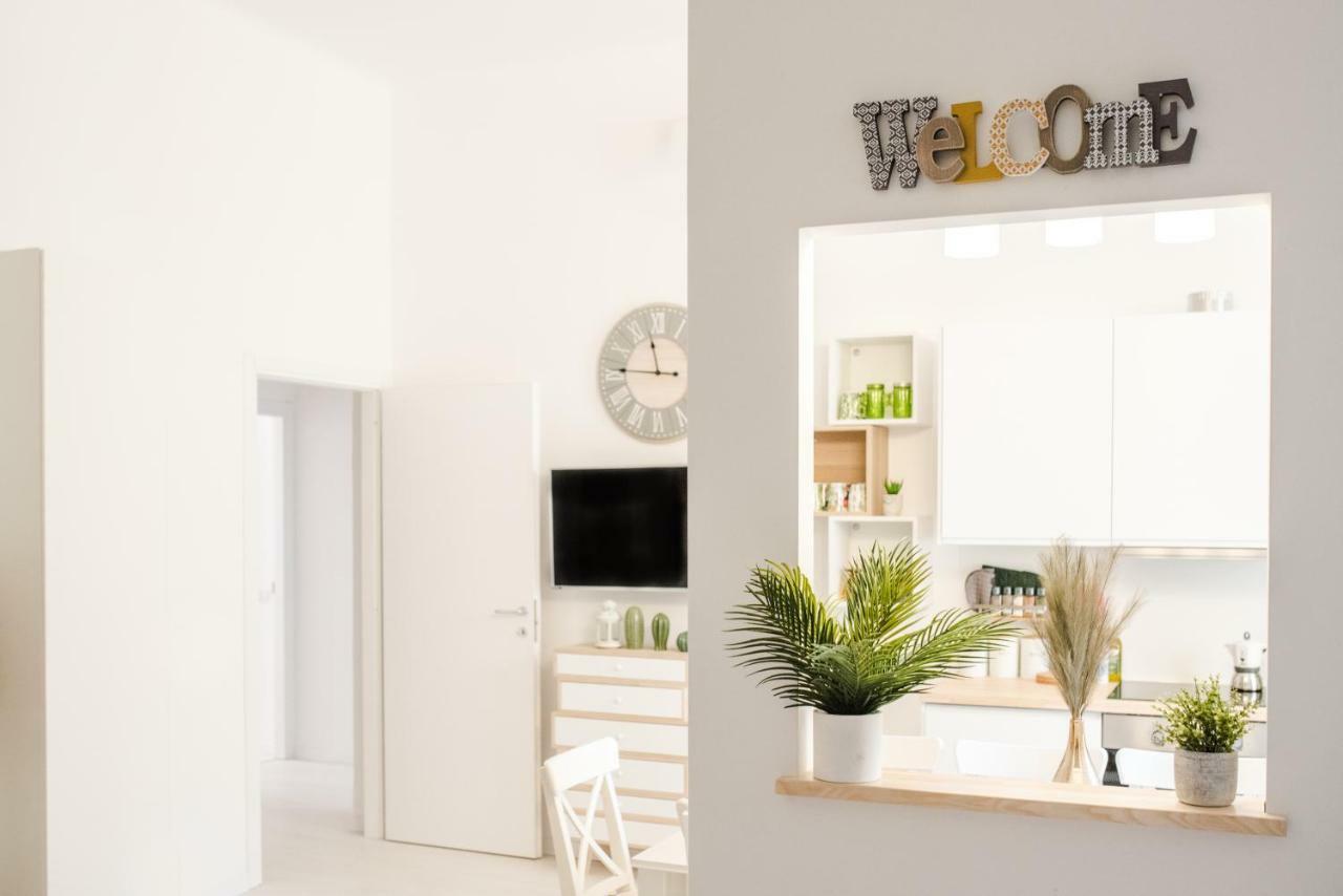 White Fanti Apartment Rom Eksteriør billede