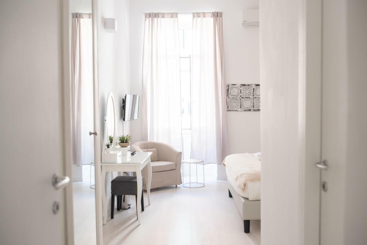 White Fanti Apartment Rom Eksteriør billede